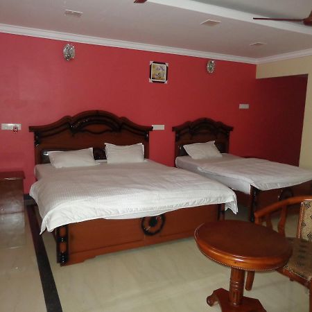 הוילה Villupuram Krish Residency מראה חיצוני תמונה